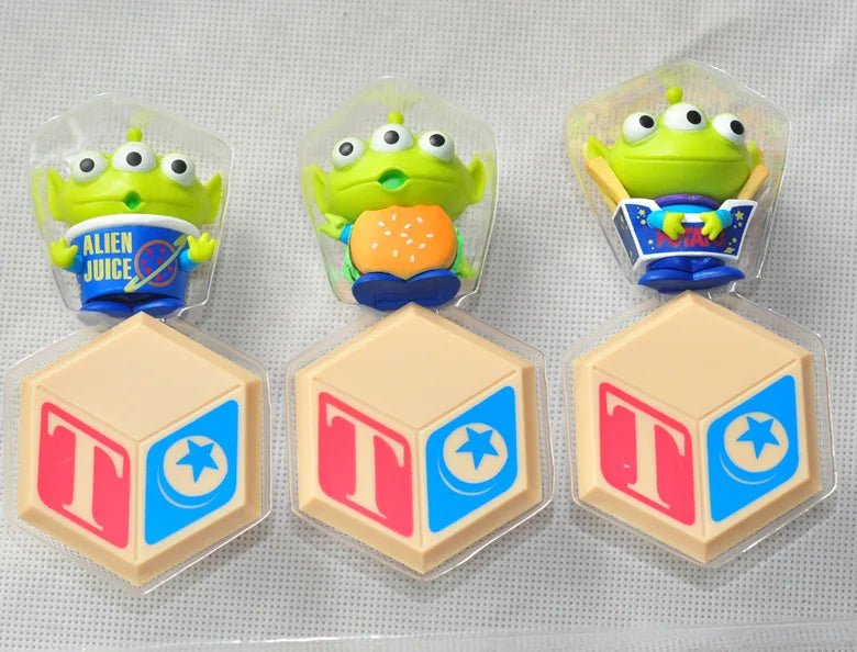 Disneys Cartoon Toy Story Alien Hamburger Statue Creative Three Eyes Alien Action Figure Fashion Brand Pvc Collection Model Gift