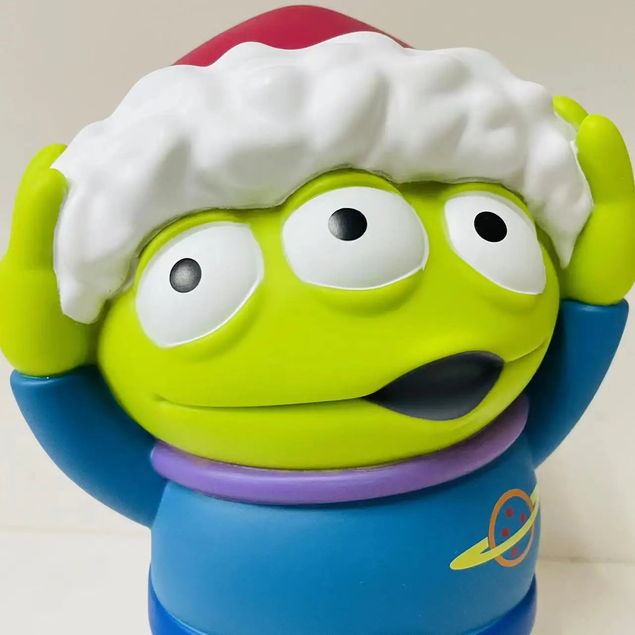 Disneys Cartoon Toy Story Alien Hamburger Statue Creative Three Eyes Alien Action Figure Fashion Brand Pvc Collection Model Gift