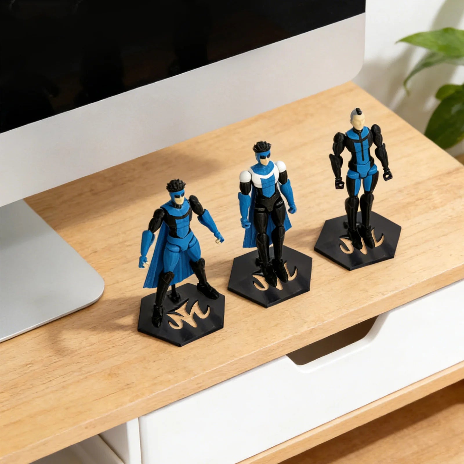 Multi-Joint Action Figure - Invincible T13 3D Printed Collectible with Base, Anti-Fall Joint Locks & UV-Resistant Coating Deskto