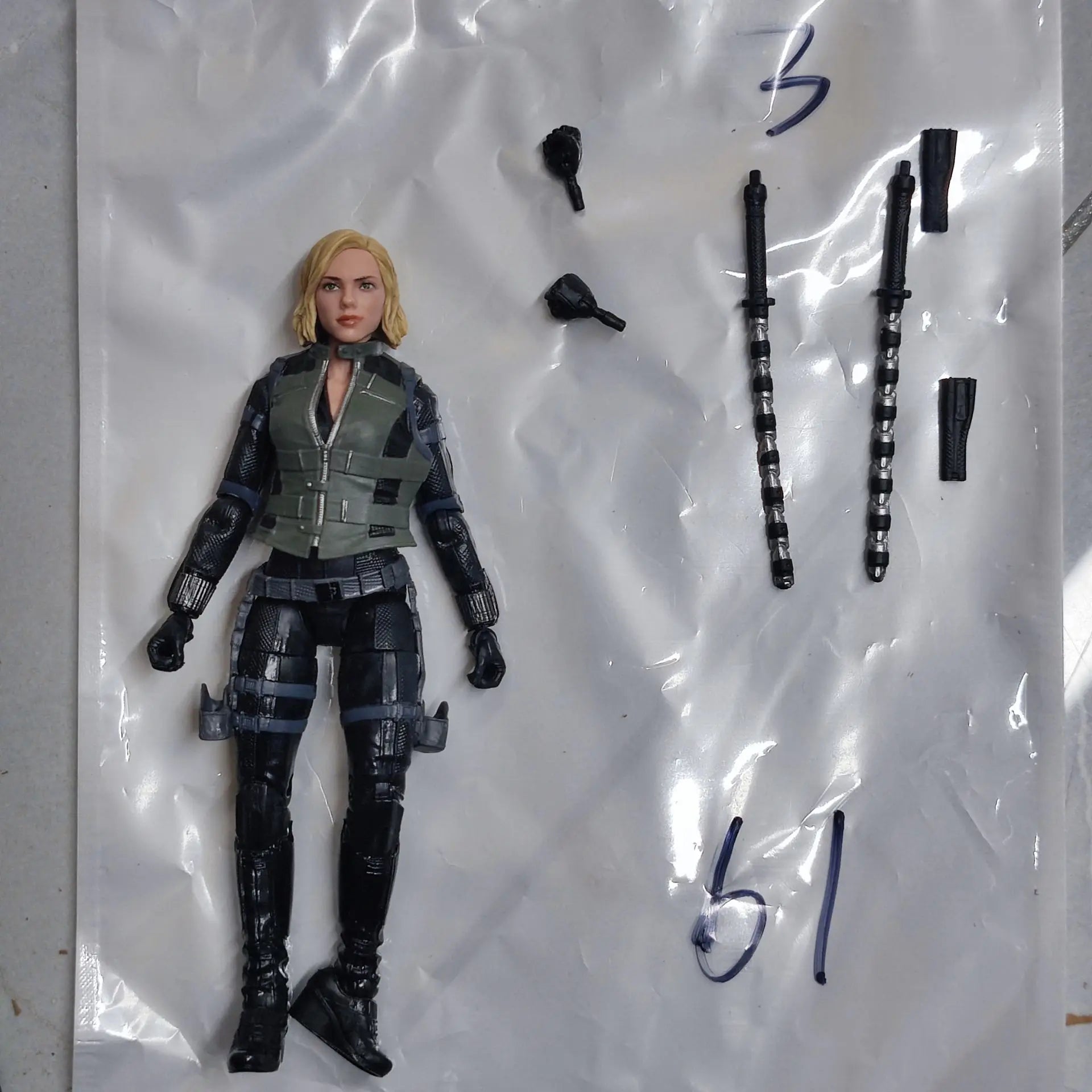 Marvel Legends The Avengers Black Widow Iron Fist Luke Cage Dr. Strange Vision Scarlet Witch Daredevil  6" Loose Action Figure