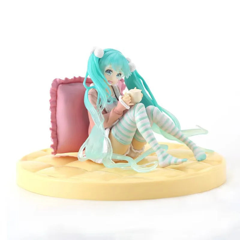 Hatsune Miku Figure Anime Girl Model Desktop Decor Collectible Doll Gift for Fans Future Vocaloid Statue Japanese Kawaii Otaku