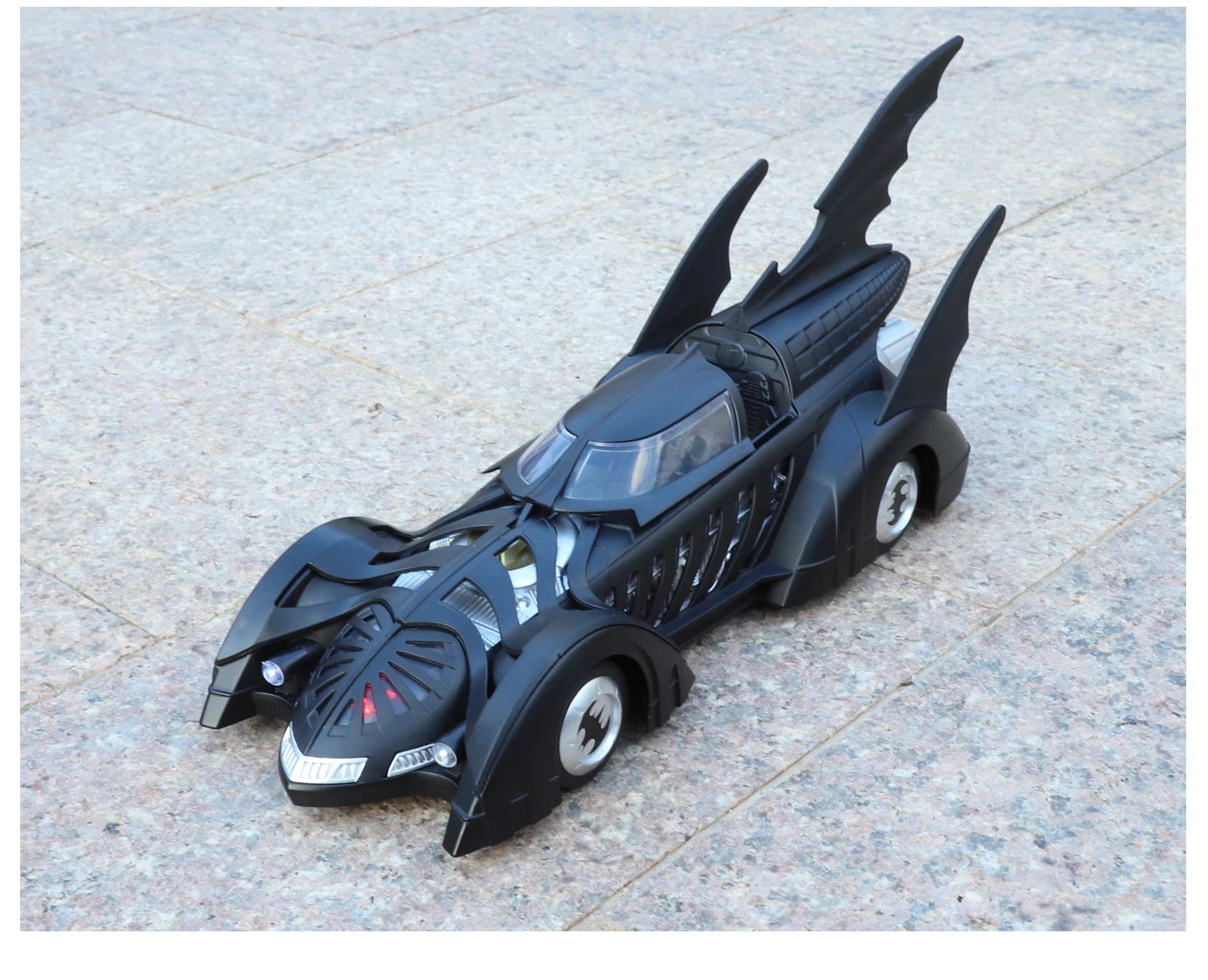 Spray 1:24 Batmobile 1955 1989 Tumbler Alloy Metal Diecast Model Car The Dark Knight Trilogy Sound Light Ornaments Birthday Gift