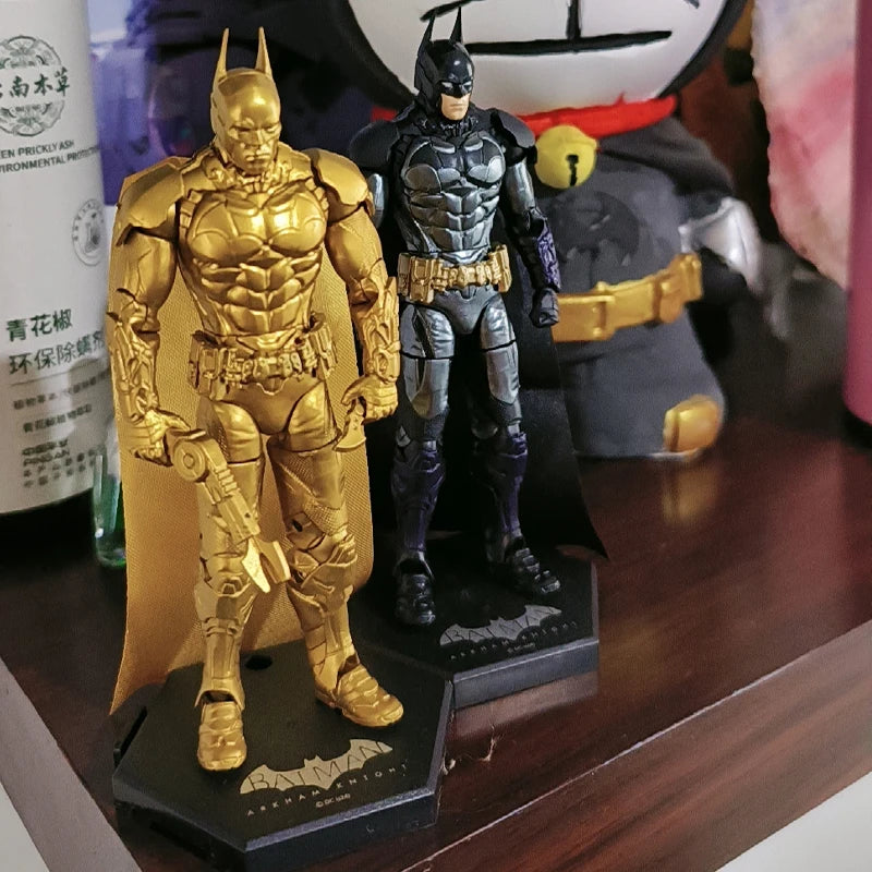 F5 ROUNDD CULTURE Batman: Arkham Knight Deathstroke Red Hood Anime Figure Blind Box Assemble Movable Model Toys Collection Gifts