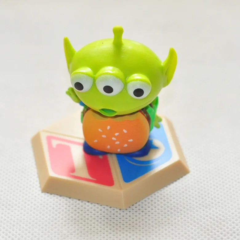 Disneys Cartoon Toy Story Alien Hamburger Statue Creative Three Eyes Alien Action Figure Fashion Brand Pvc Collection Model Gift