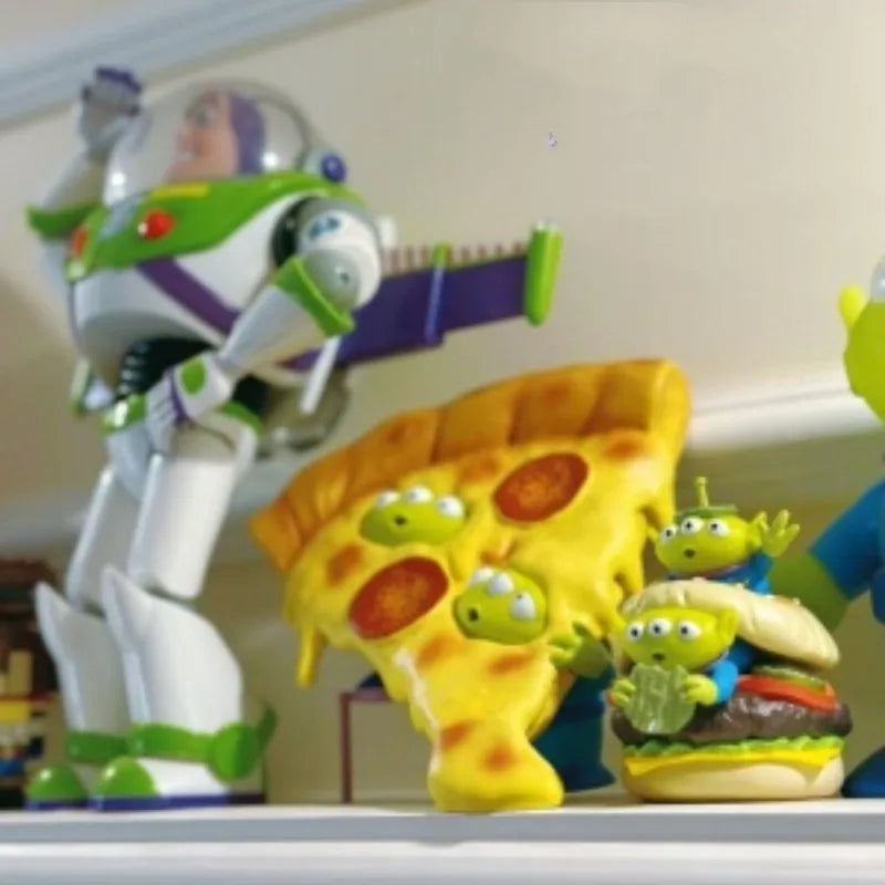 Disneys Cartoon Toy Story Alien Hamburger Statue Creative Three Eyes Alien Action Figure Fashion Brand Pvc Collection Model Gift