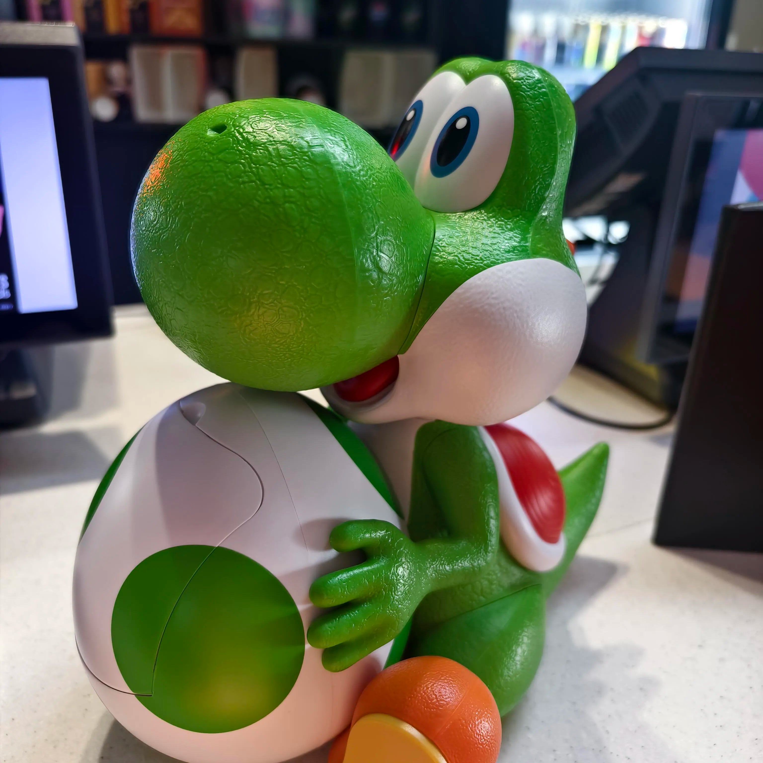 Hot Universal Super Mario Galaxy Movie Yoshi Popcorn Bucket Egg Hugging Collectible Snack Storage Drink Cup For Mario Fans