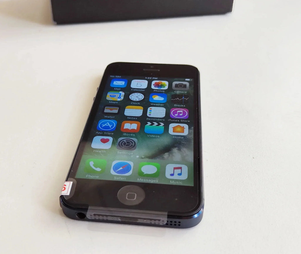 Used Original Apple iPhone 5 Unlocked 4.0inch Screen 1440 mAh Screen used phone
