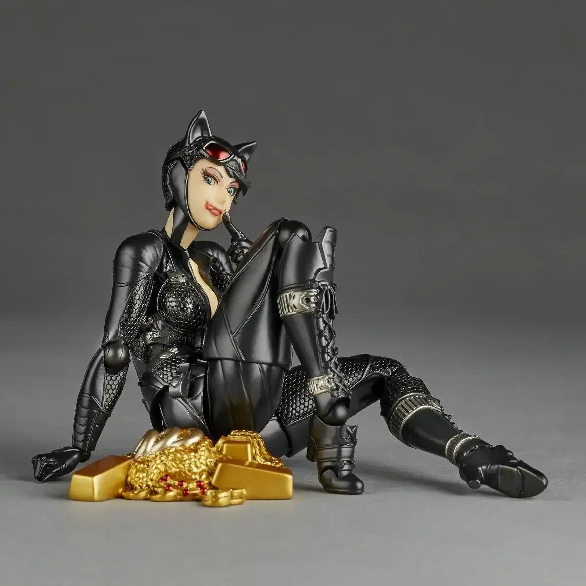 KO Kaiyodo Revoltech Yamaguchi Catwoman KO Figuras Action Figure Collectible Toy Gift