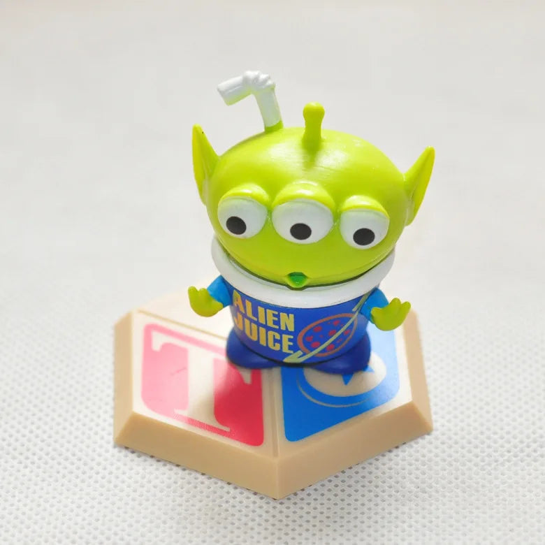 Disneys Cartoon Toy Story Alien Hamburger Statue Creative Three Eyes Alien Action Figure Fashion Brand Pvc Collection Model Gift