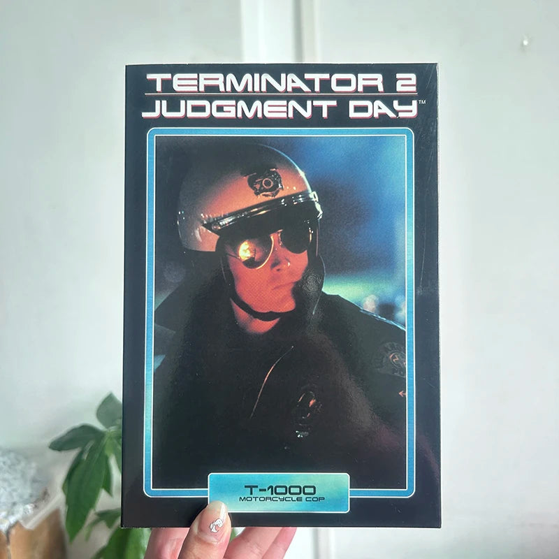 NECA Figure Terminator 2 Judgment Day T800 Sarah Connor T-800 Arnold Schwarzenegger Commando Action Figure Model Collectible Toy