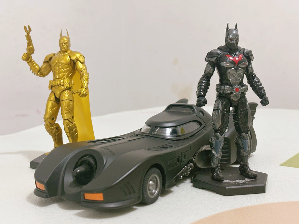 F5 ROUNDD CULTURE Batman: Arkham Knight Deathstroke Red Hood Anime Figure Blind Box Assemble Movable Model Toys Collection Gifts